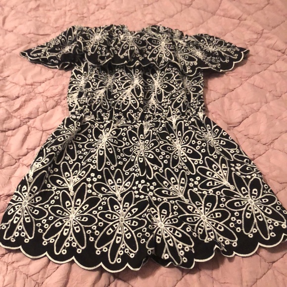 Cute romper - Picture 2 of 3